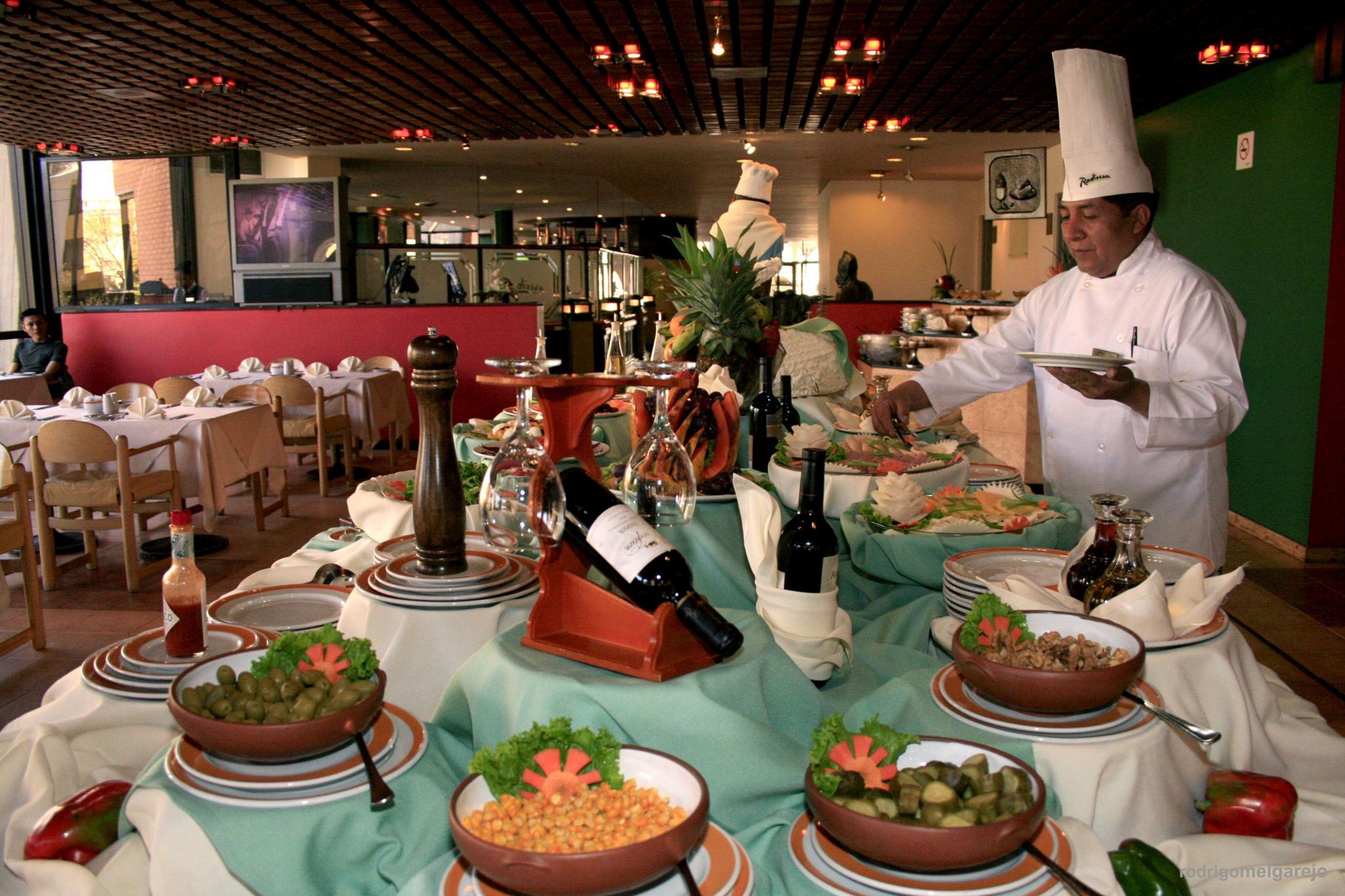 Real Plaza Hotel & Convention Center La Paz Ristorante foto